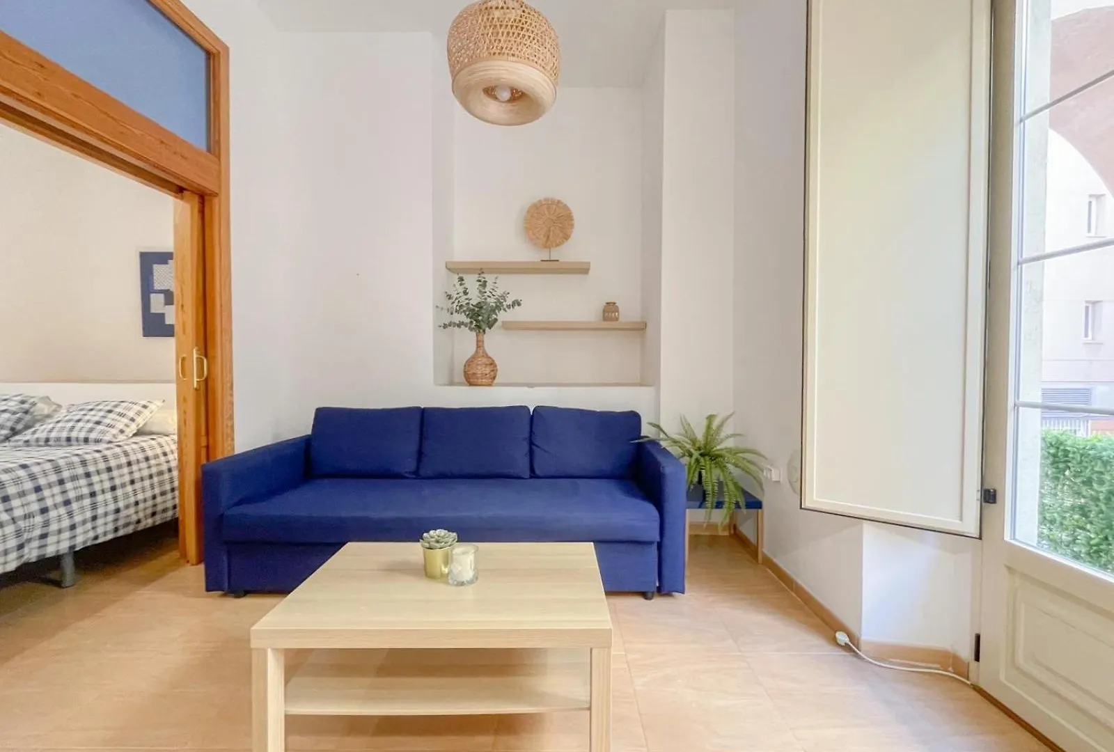 Plz De La Merced Apartamentos Solera Málaga Apartman