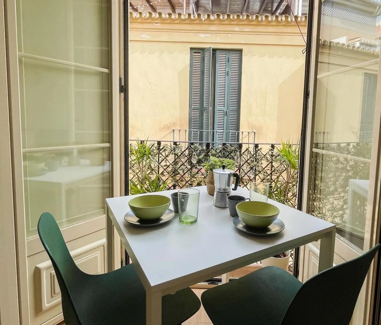 Apartman Plz De La Merced Apartamentos Solera Málaga