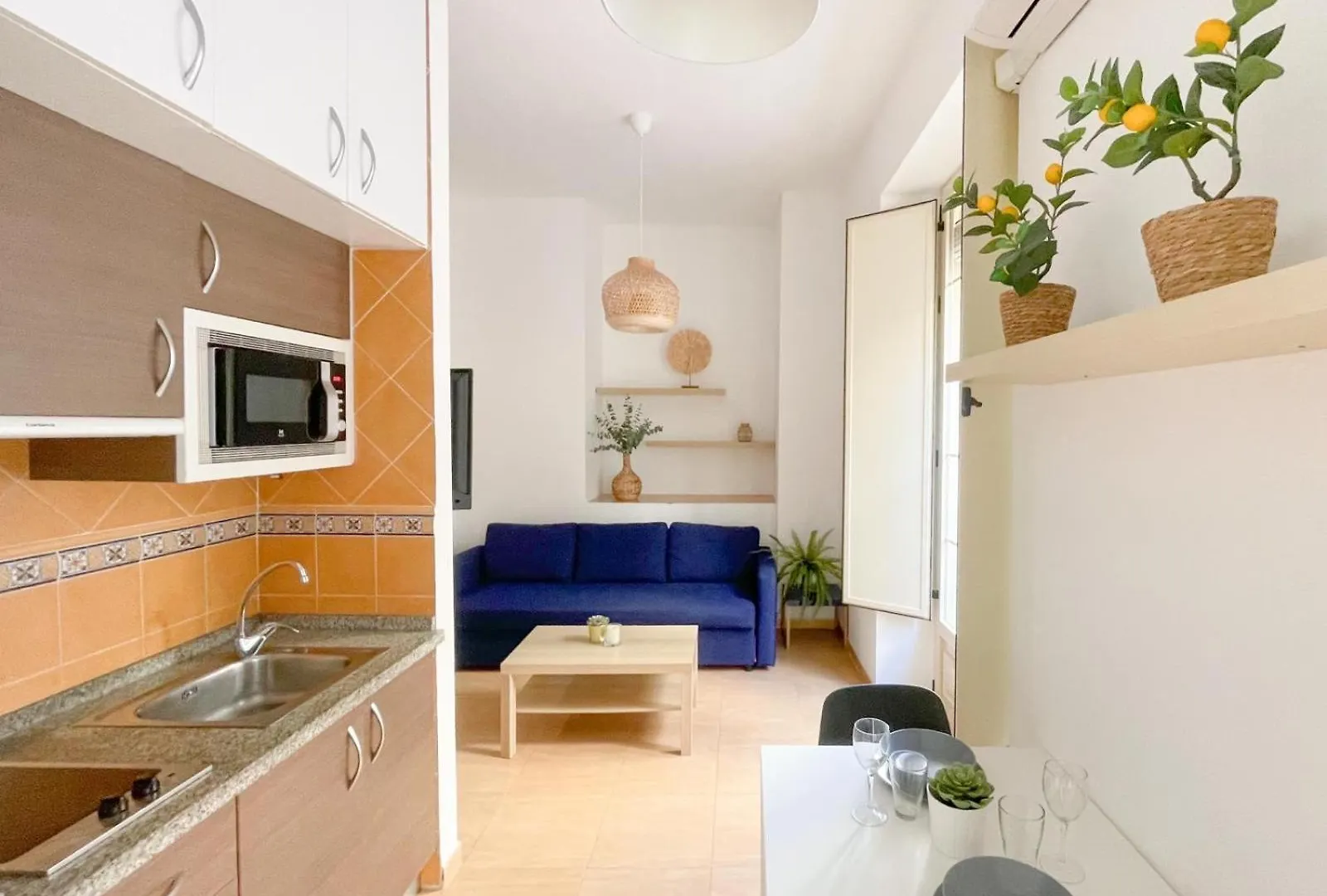 Plz De La Merced Apartamentos Solera Málaga Apartman
