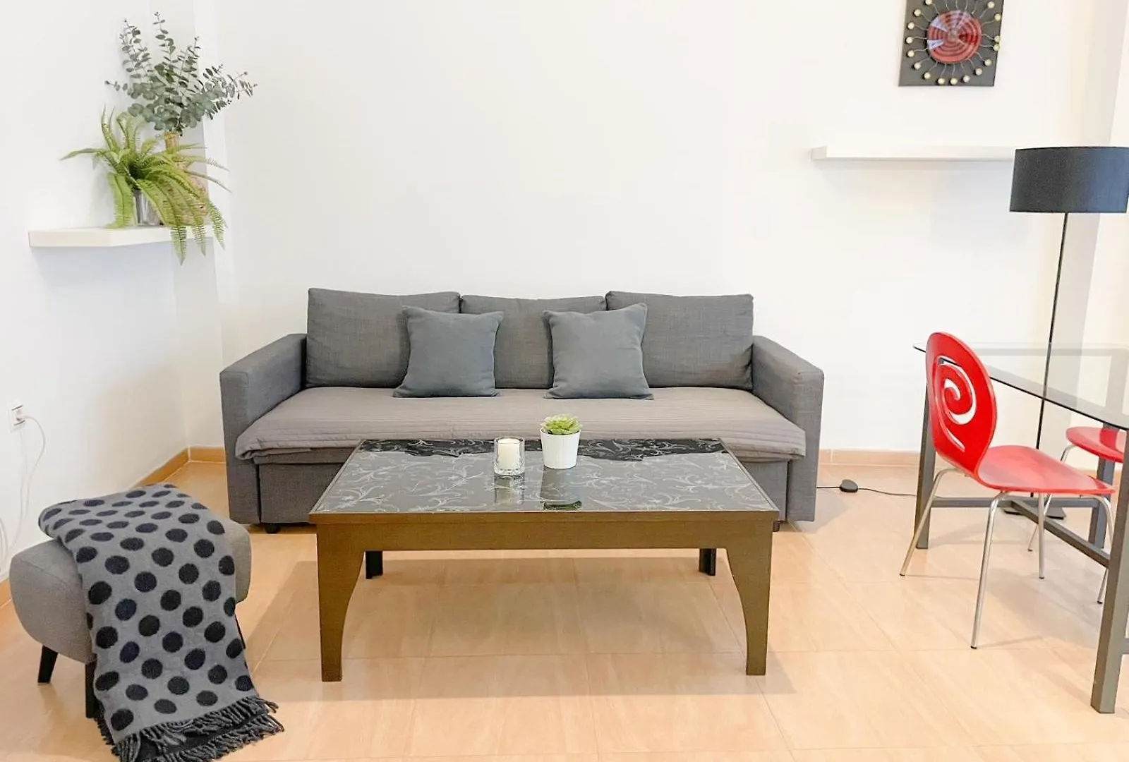 Plz De La Merced Apartamentos Solera Málaga Apartman