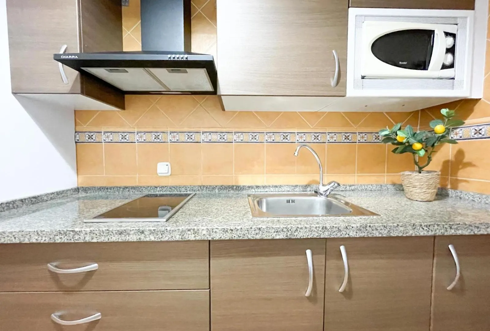 Plz De La Merced Apartamentos Solera Málaga Spanyolország