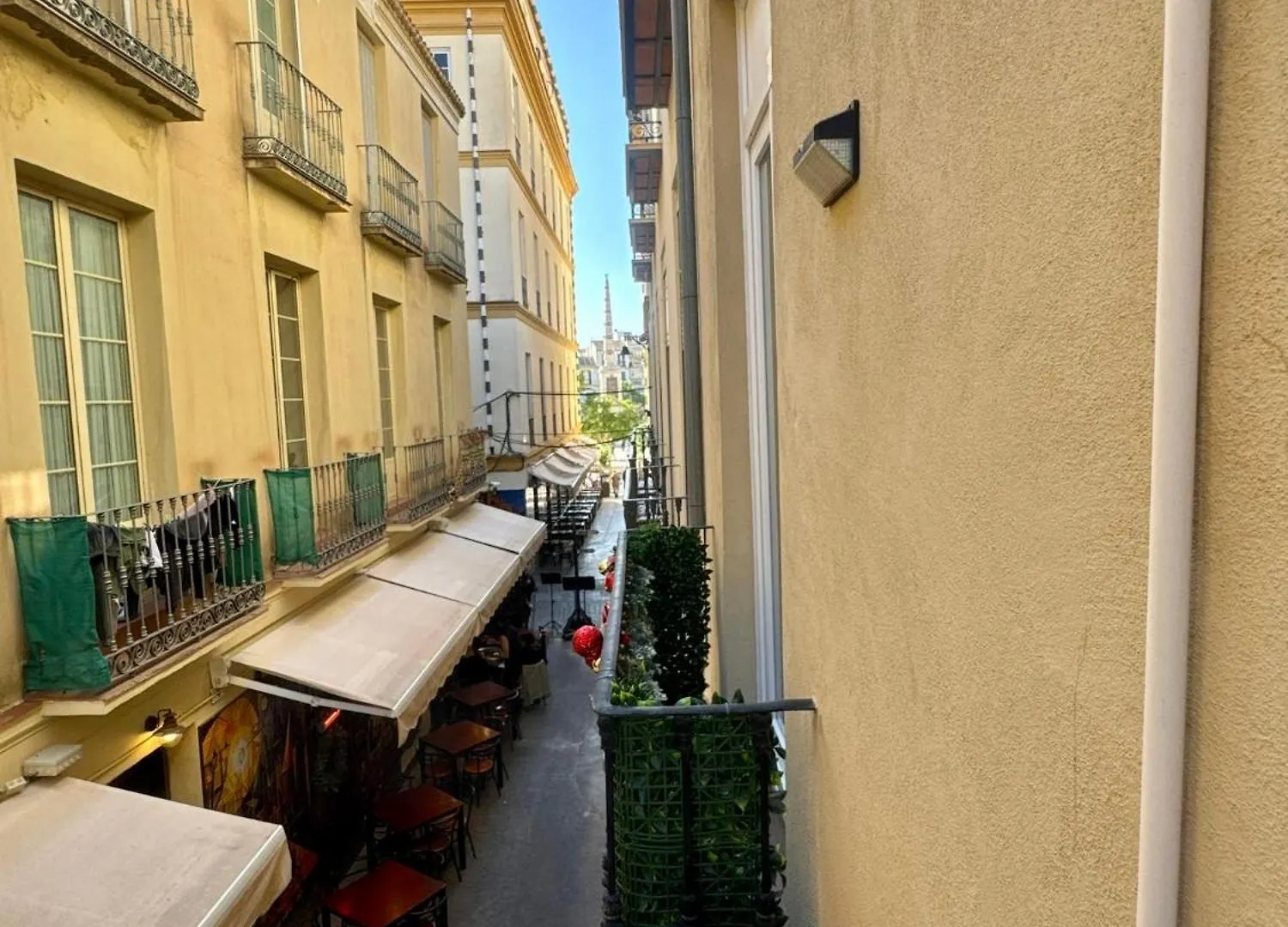 Plz De La Merced Apartamentos Solera Màlaga Apartmán